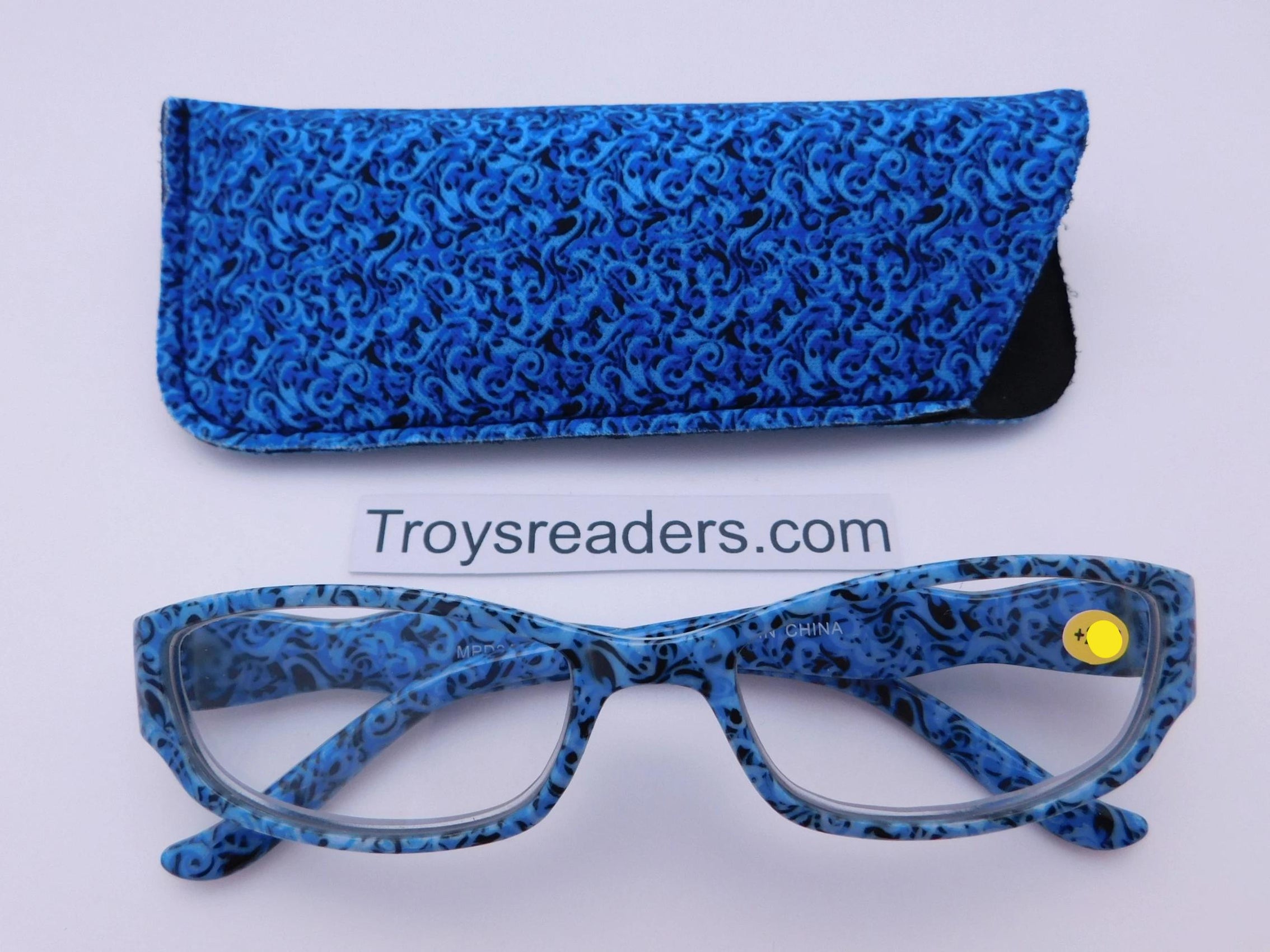 Multiple Print Design Readers With Case in Four Colors — Troy's Readers